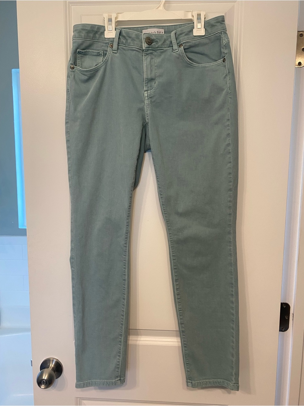 LOFT Modern Skinny Jeans Muted Sage Green Stretch Pants Size 4